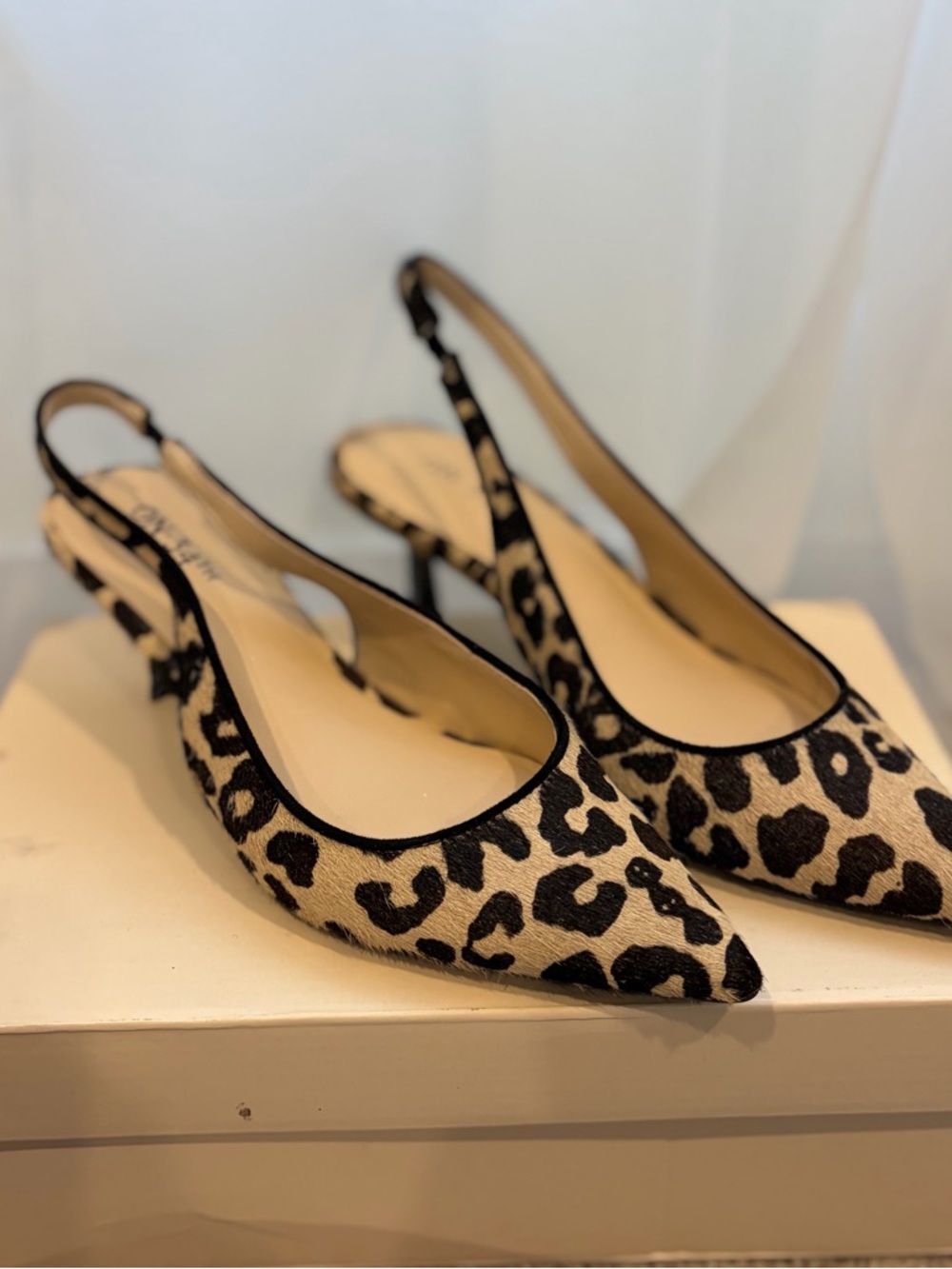 Women’s Leopard Print Slingback Pumps - Beige & Black